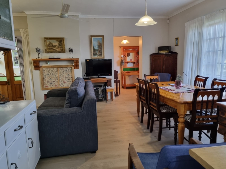 3 Bedroom Property for Sale in Heuningkloof Western Cape